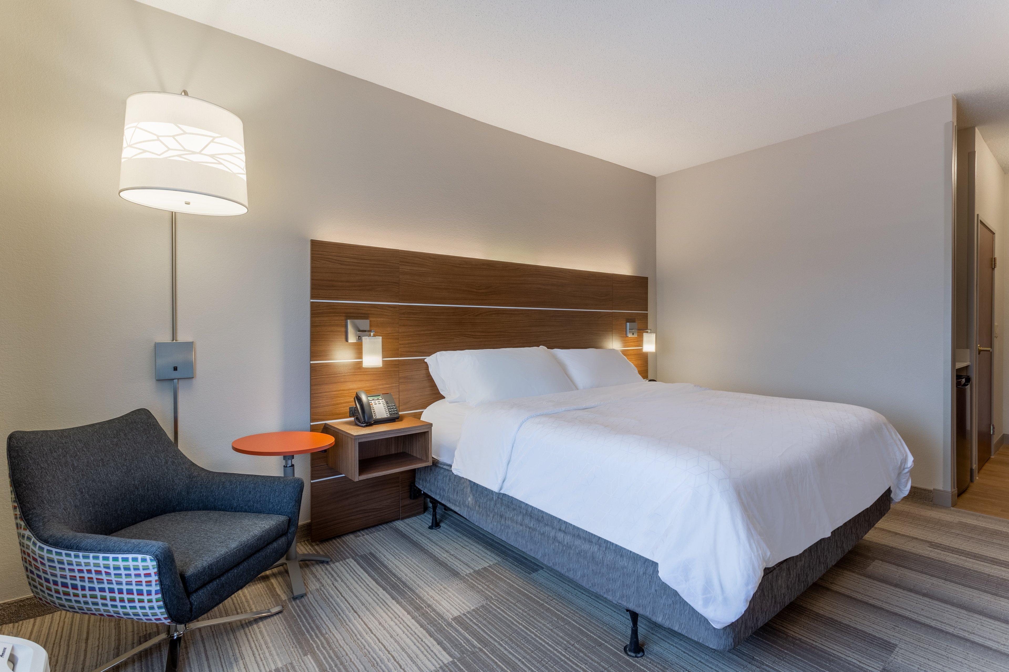 Holiday Inn Express Hotel & Suites Burlington By Ihg Esterno foto